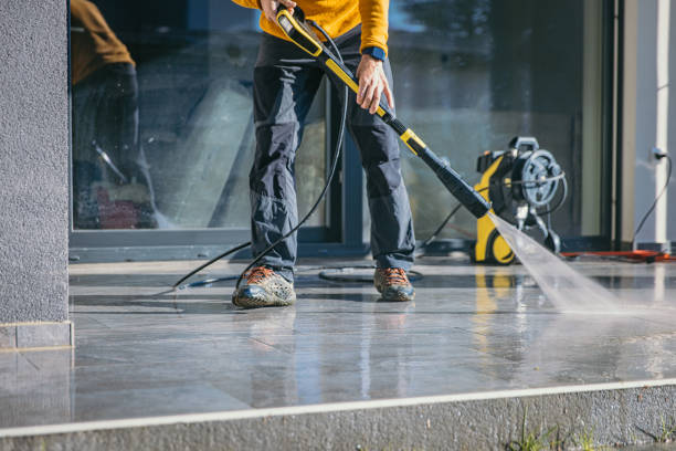 Best Pool Deck Cleaning  in Salem, SD